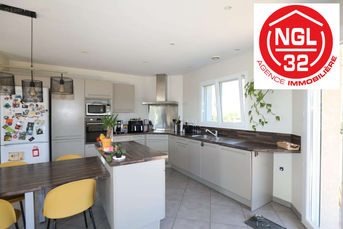 Maison à COPPONEX