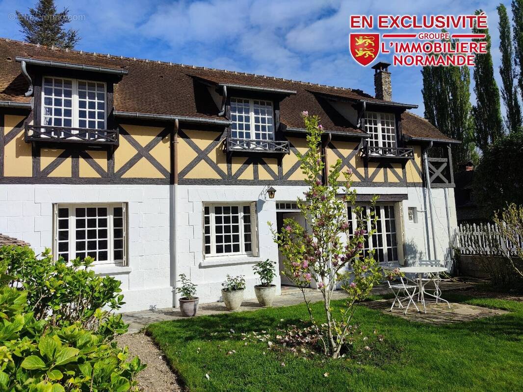 Maison à FONTAINE-SOUS-JOUY