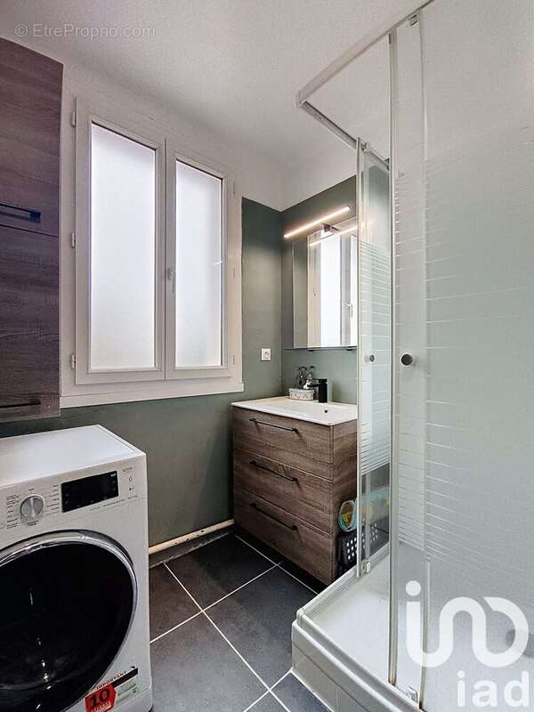 Photo 8 - Appartement à VENISSIEUX