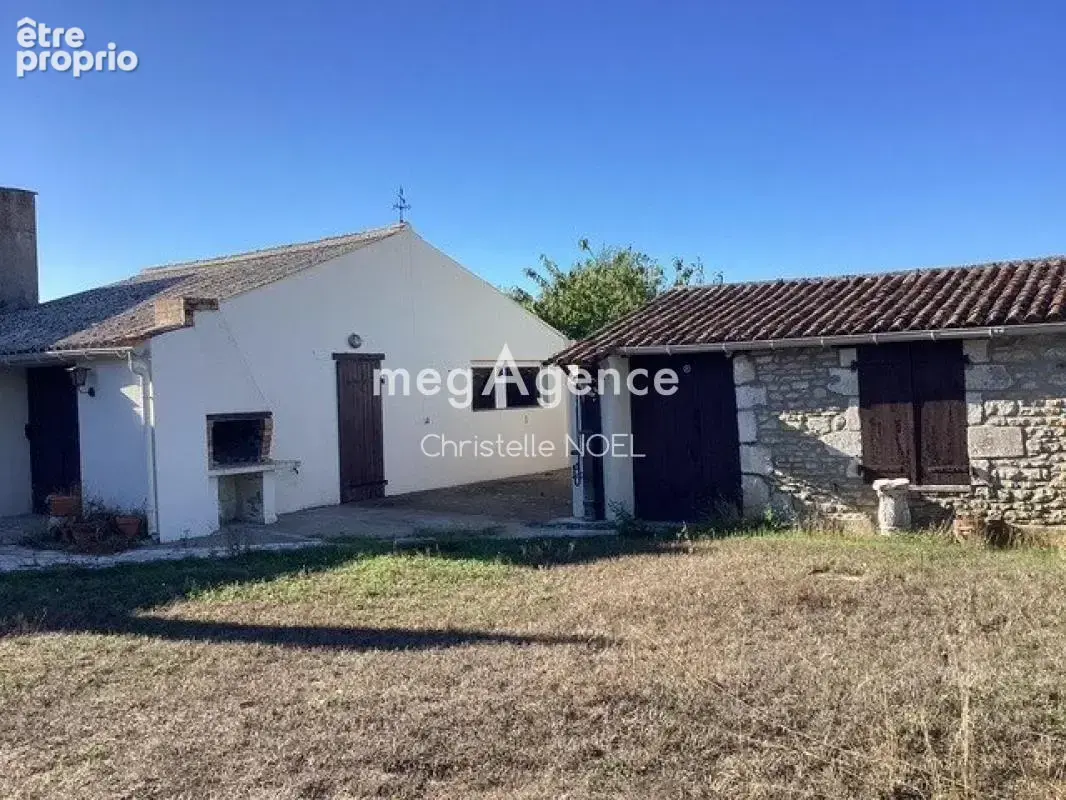 Maison à TRIAIZE