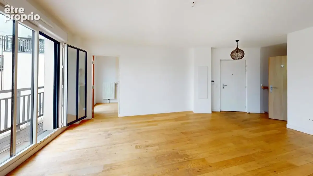 Appartement DUPLEX 4 PIECES + terrasse + parking - photo 3