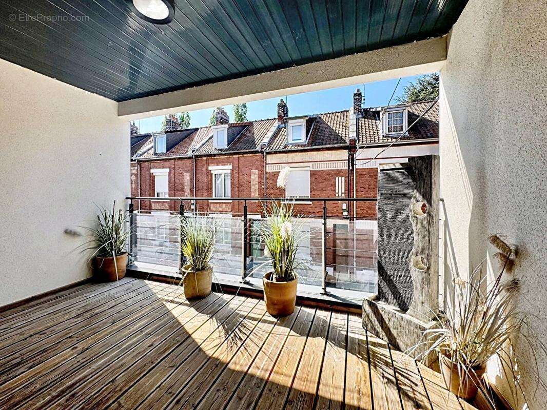 Maison moderne ,125m2, 3 chambres ,2 terrasses, cour, garage  Quartier HENRIVILLE AMIENS - photo 1