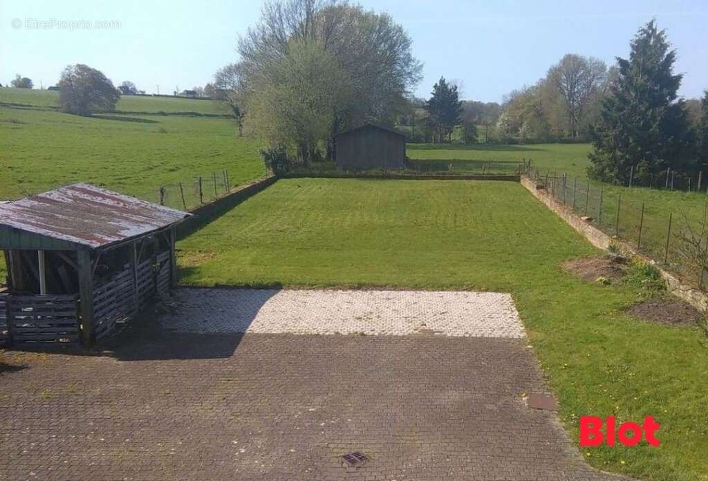 Terrain à VAL-D&#039;IZE