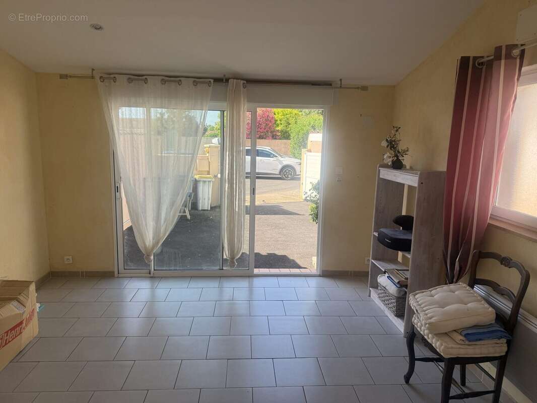 Maison à MONTADY