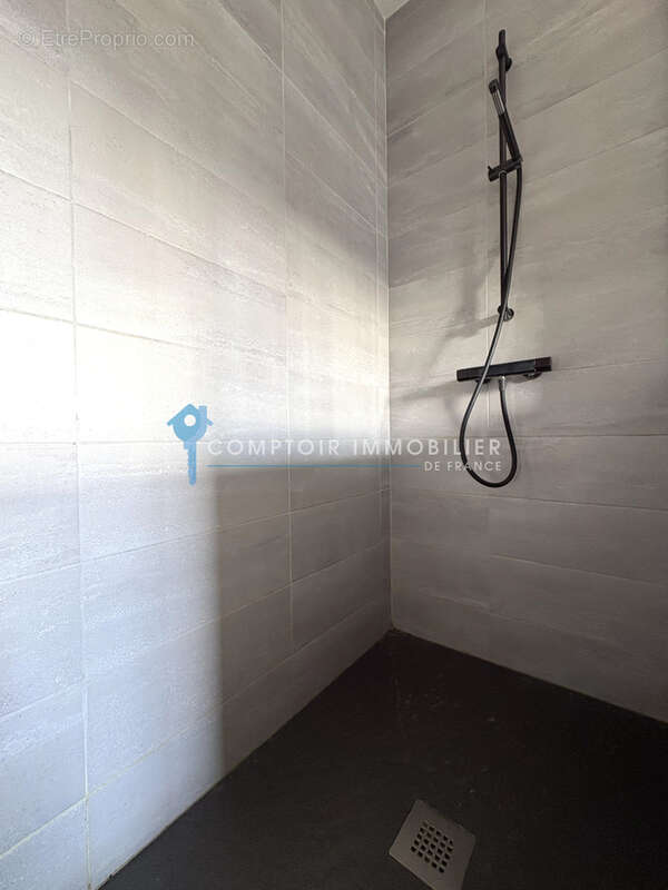 DEPT-30-A VENDRE-MEYNES Belle Villa de plain pied RT2012 agréable et lumineuse - photo 15