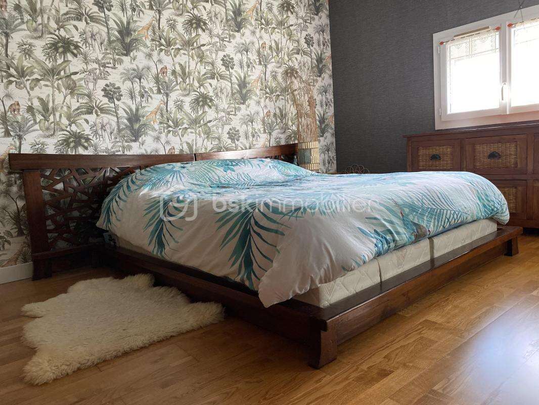 Maison à SAINTRY-SUR-SEINE