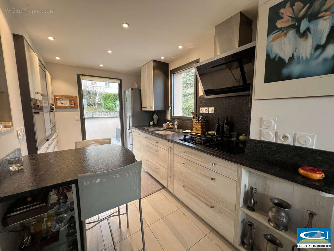 Appartement à TOURNON-SUR-RHONE