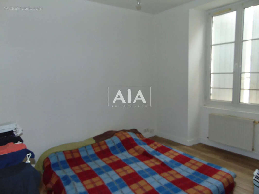 Immeuble appartements + commerce - photo 18