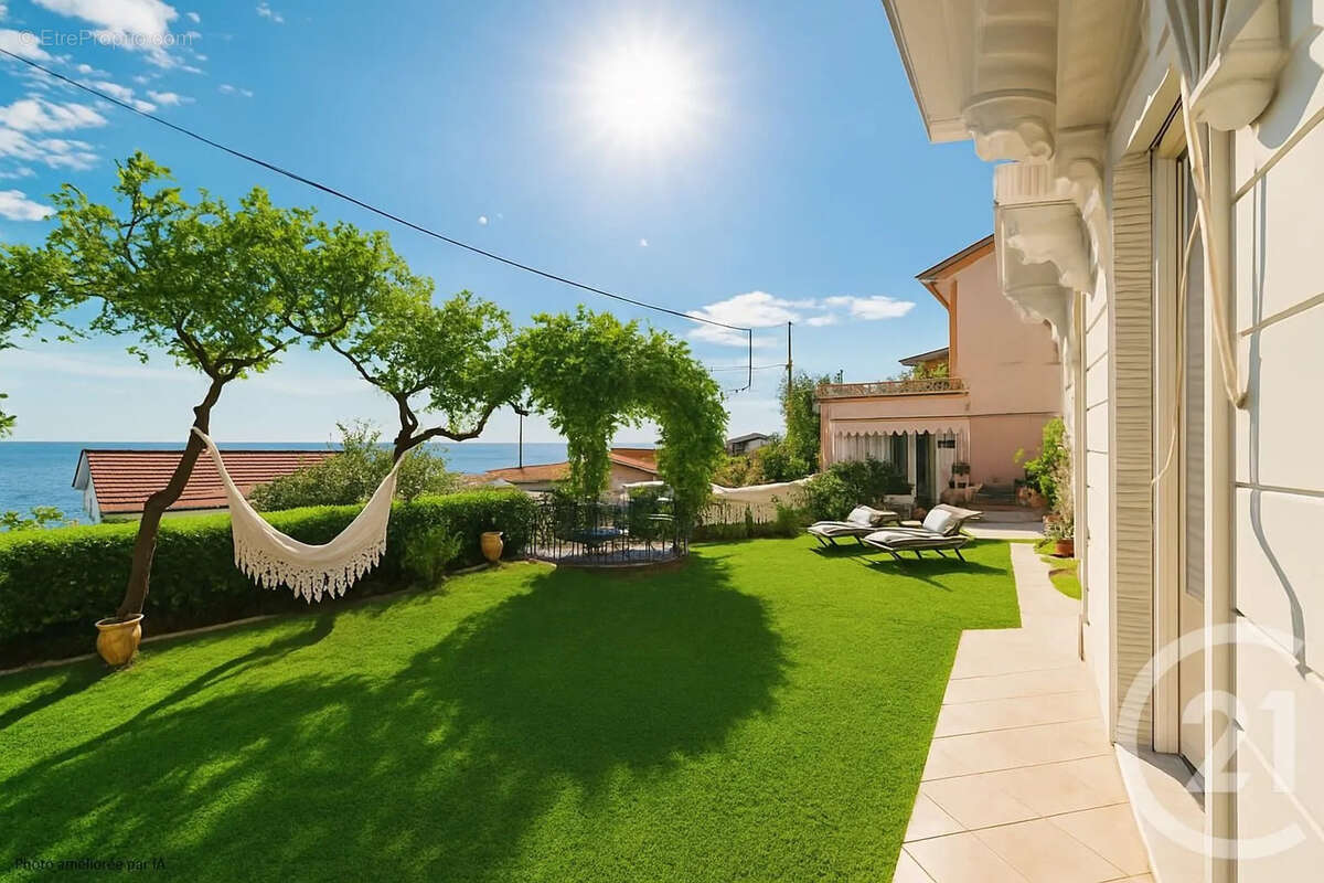 Maison à ROQUEBRUNE-CAP-MARTIN