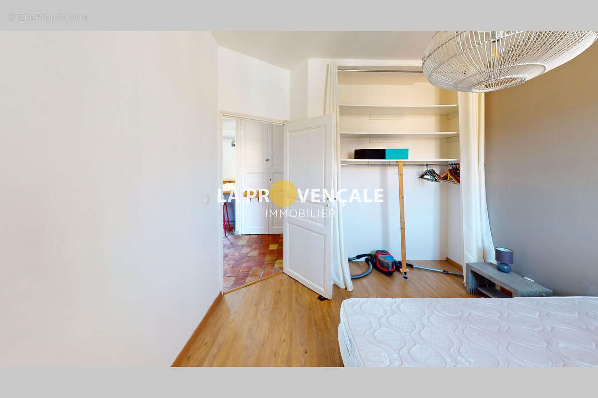 Appartement 64 m² à Pourrieres  - photo 6