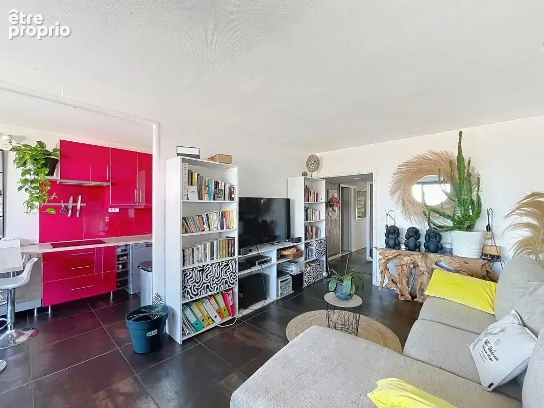 LYON 9e-82 M2- 3 chambres avec balcon-Vue panoramique - photo 16