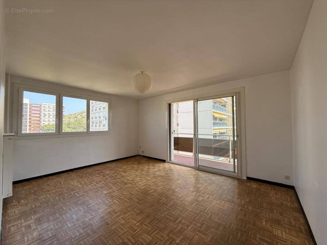 Appartement à MARSEILLE-10E