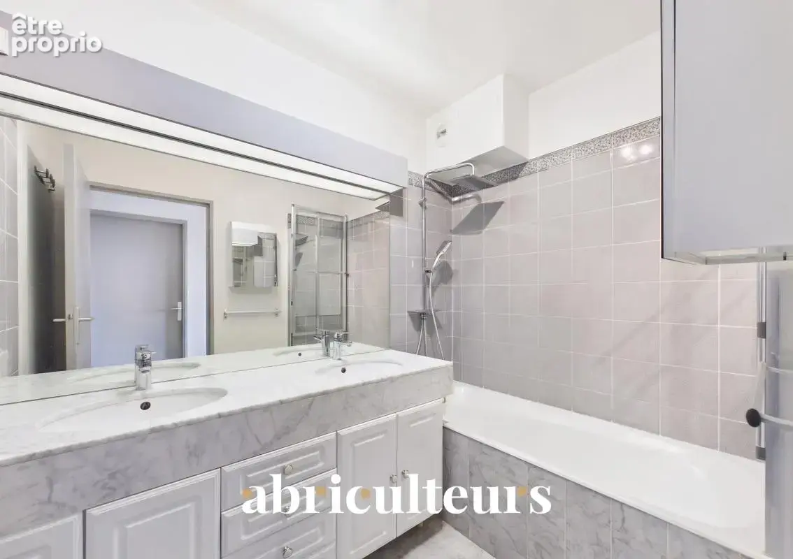 Appartement familial - Dernier étage -- 6 pièces en vente à Charenton-le-Pont (94220) - photo 15