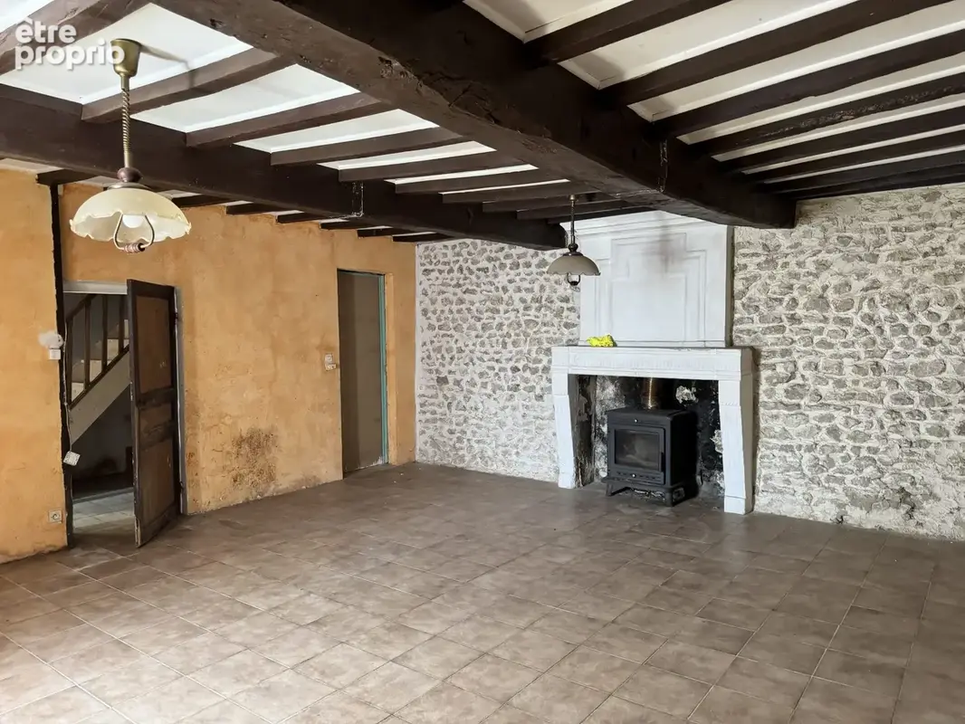 Maison 6 pièces 156 m² à vendre à Chenac-Saint-Seurin-D'uzet (17120) - photo 3