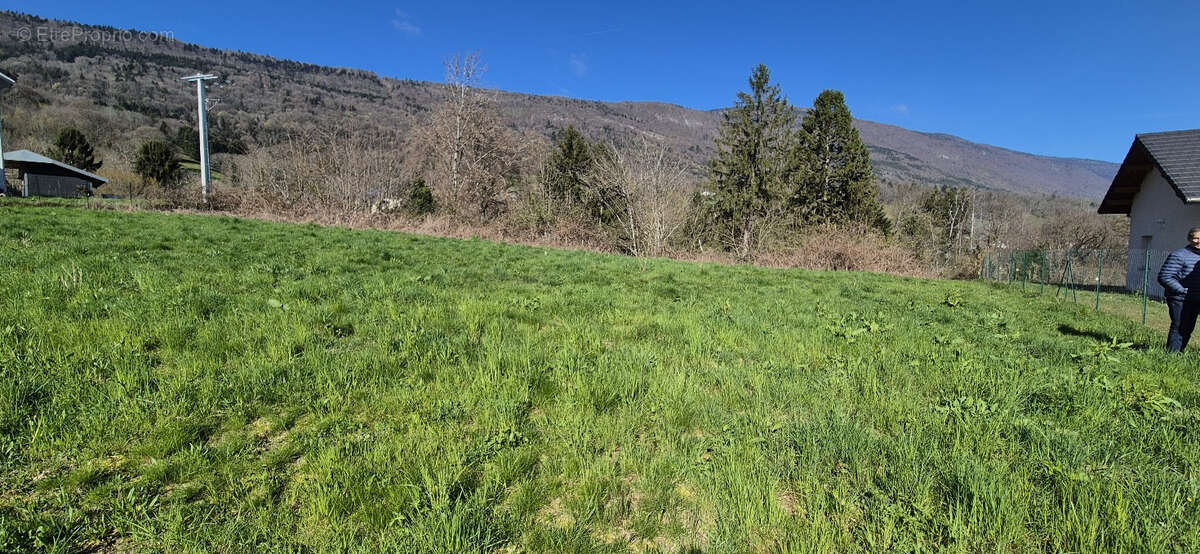 Terrain à LA MOTTE-SERVOLEX