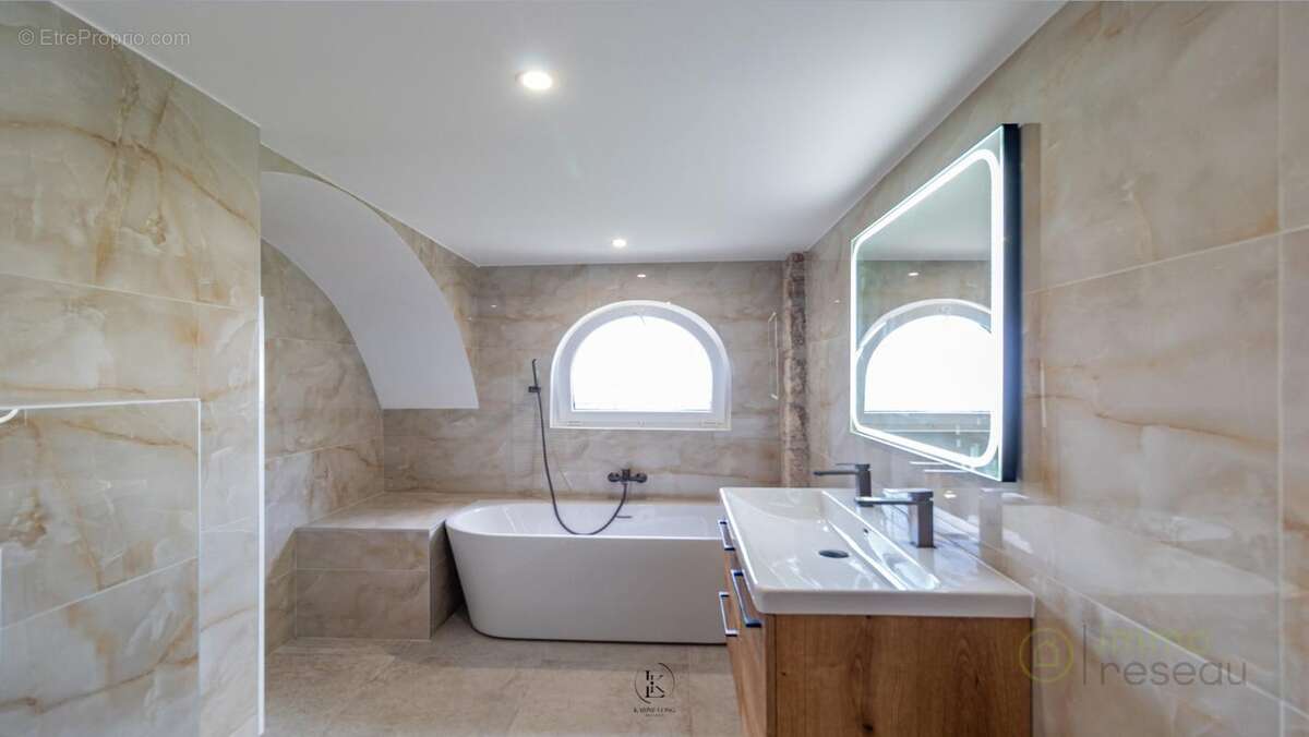 Maison à LA TURBIE