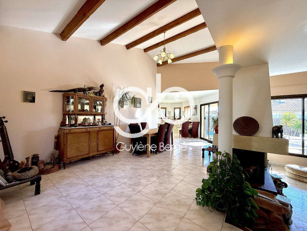 Maison à SAINT-AUNES