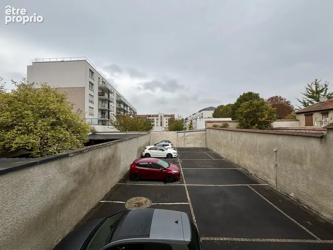 REIMS - Studio dans résidence sécurisée secteur GARE / NEOMA - photo 5