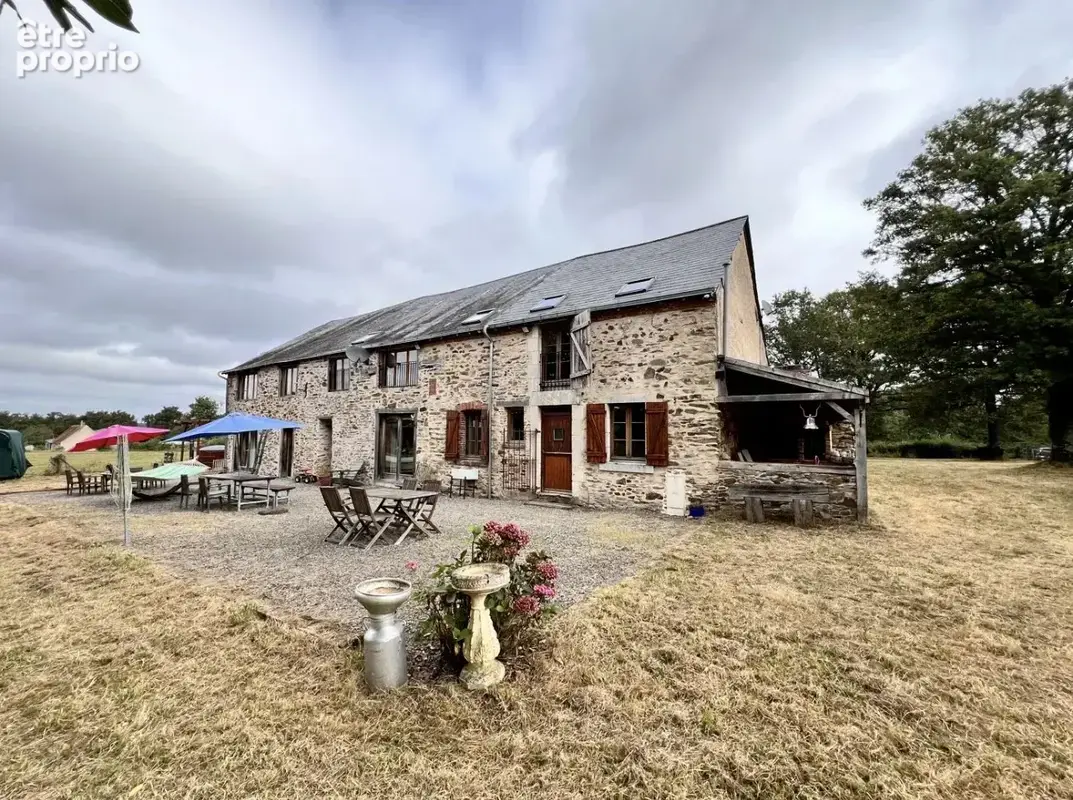 Propriété rénovée avec trois logements, située dans la campagne de l’Indre - photo 25