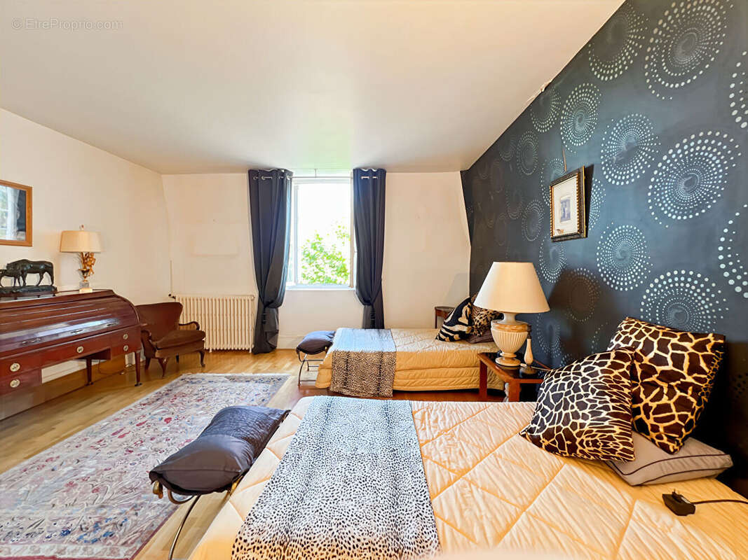 Maison à MANTES-LA-JOLIE