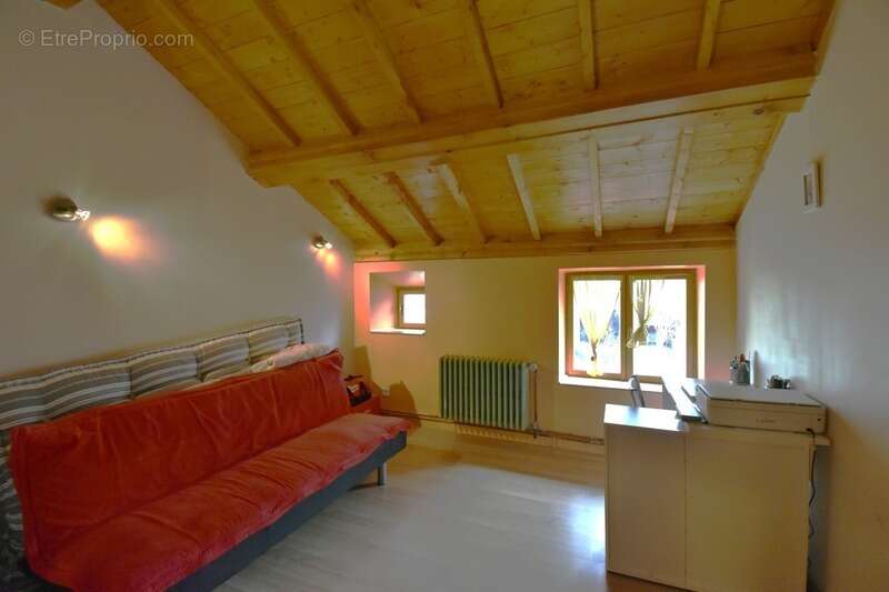 Maison à SAINT-AGREVE