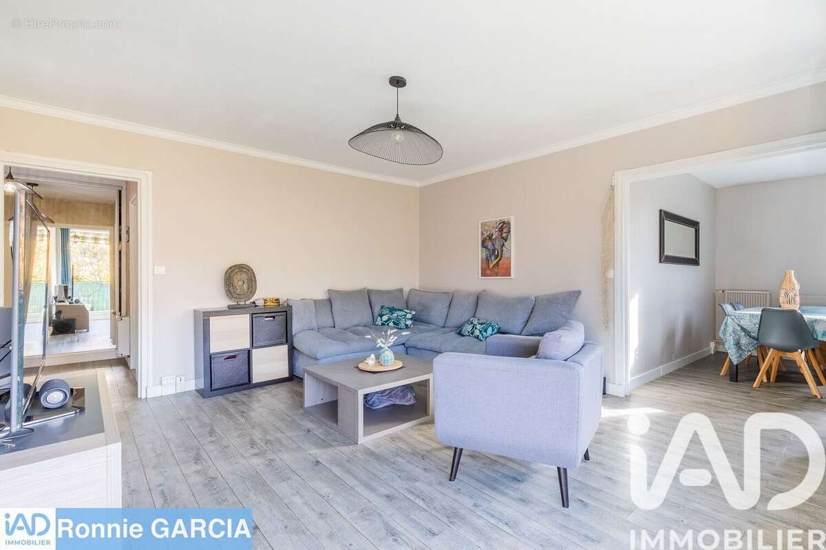 Photo 3 - Appartement à BALLAINVILLIERS