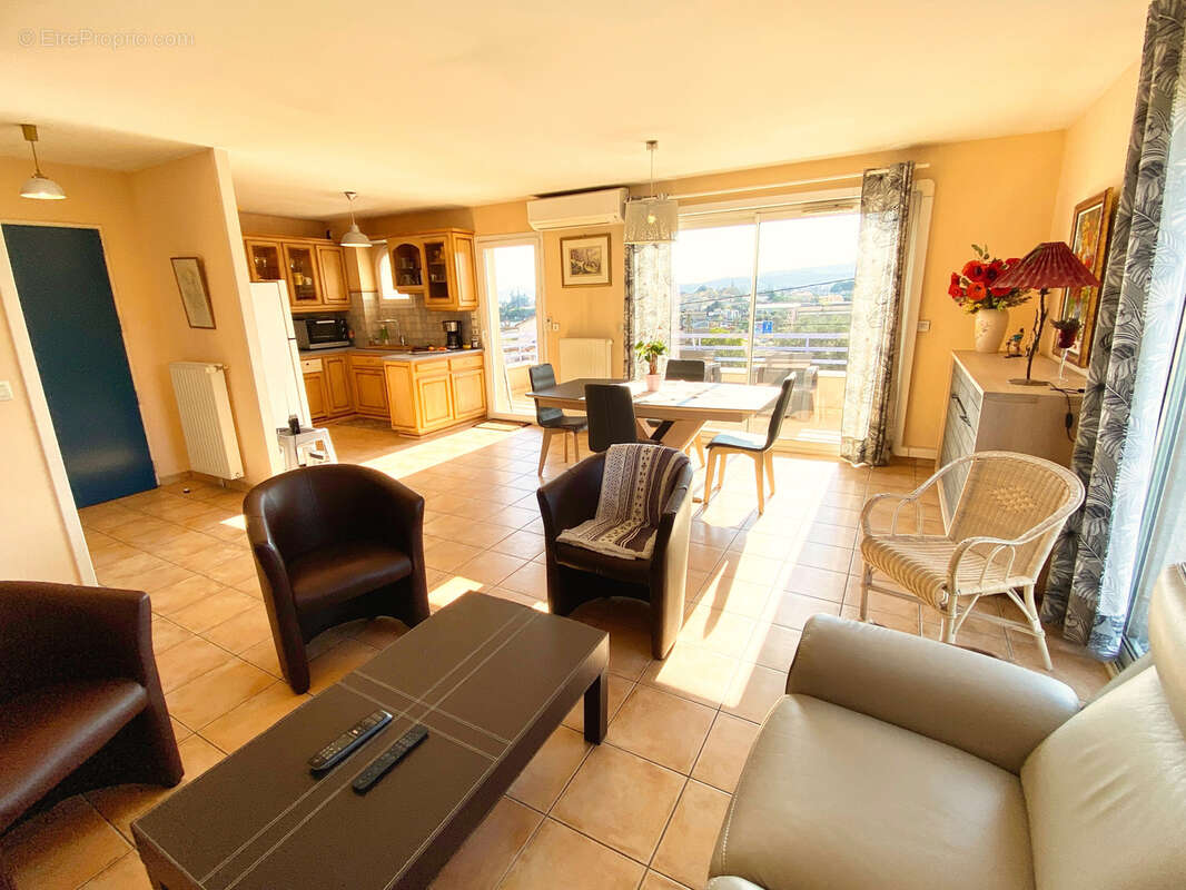 Appartement à AUBENAS