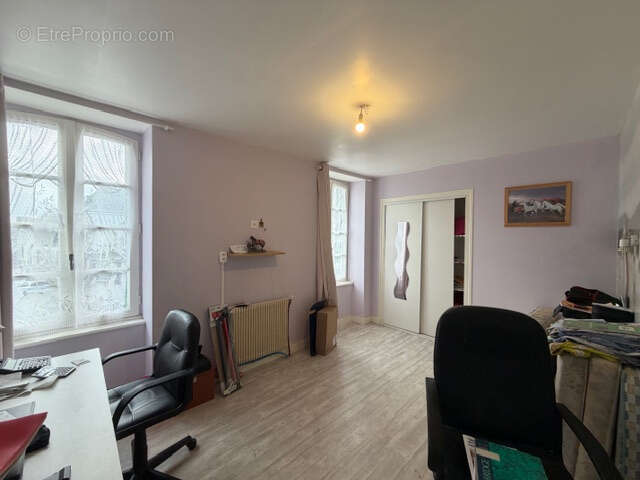 Murs et fonds de bar licence iv avec maison 4 chambres - photo 21