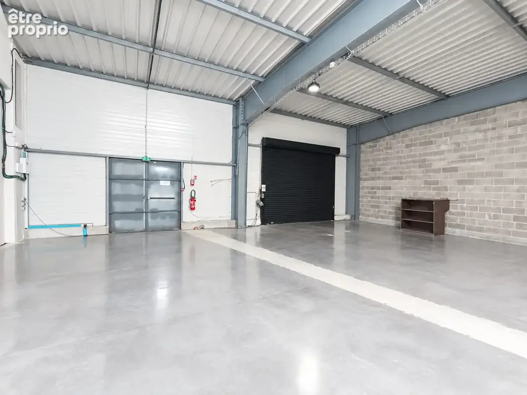 Commerce 300 m² à vendre à Joue-Les-Tours (37300) - photo 2