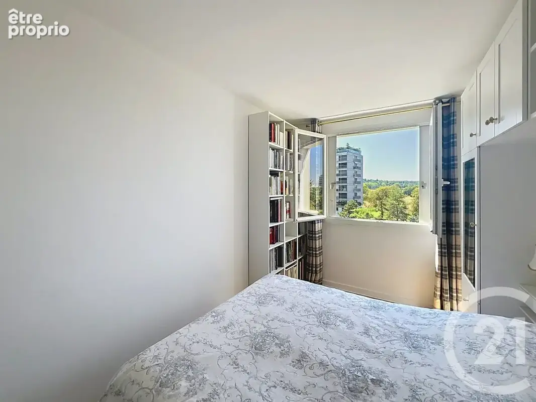 Appartement 74 m² à Saint-Cloud  - photo 5