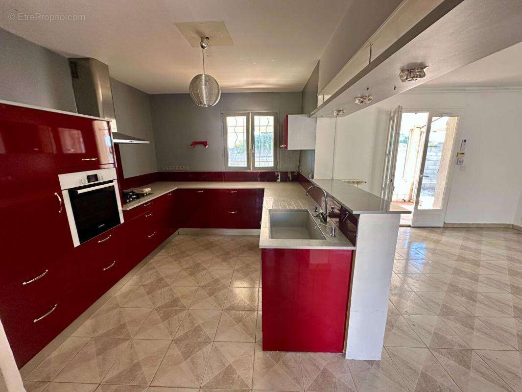 Villa 5 chambres avec piscine et annexe -LATTES BOIRARGUES - photo 9