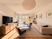 Appartement à MARNES-LA-COQUETTE