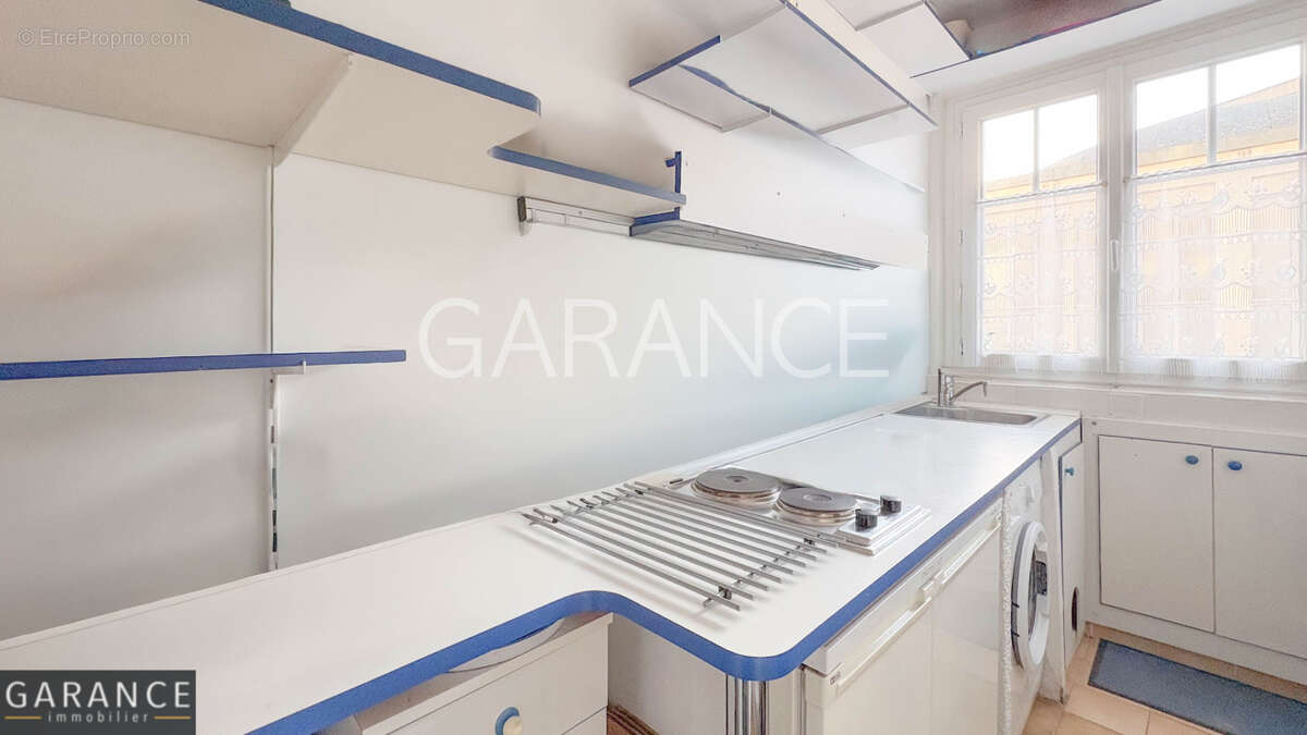 Appartement à PARIS-12E