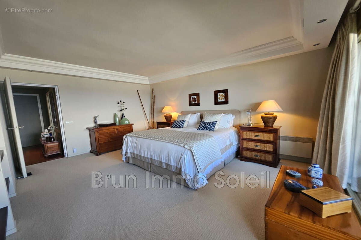 Appartement 193 m² à Villeneuve-Loubet  - photo 6