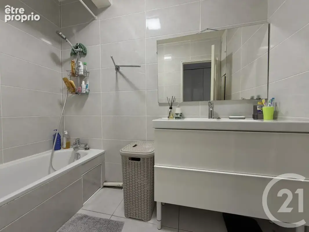 Appartement 4 pièces 82 m² à vendre à Marseille-14e (13014) - photo 4