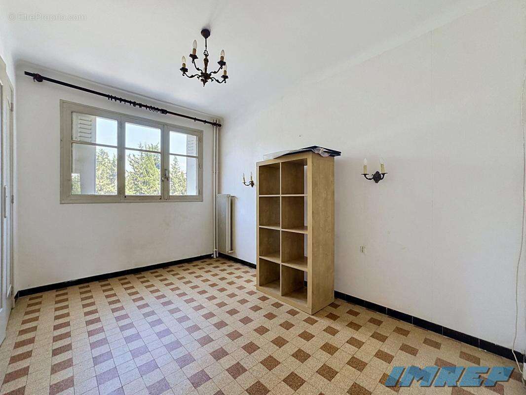 Appartement à MARSEILLE-9E