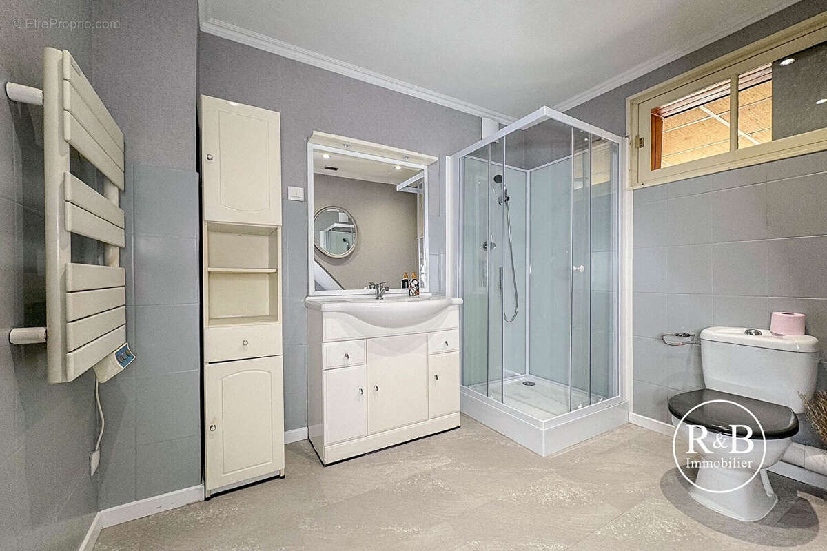 Maison à LES CLAYES-SOUS-BOIS