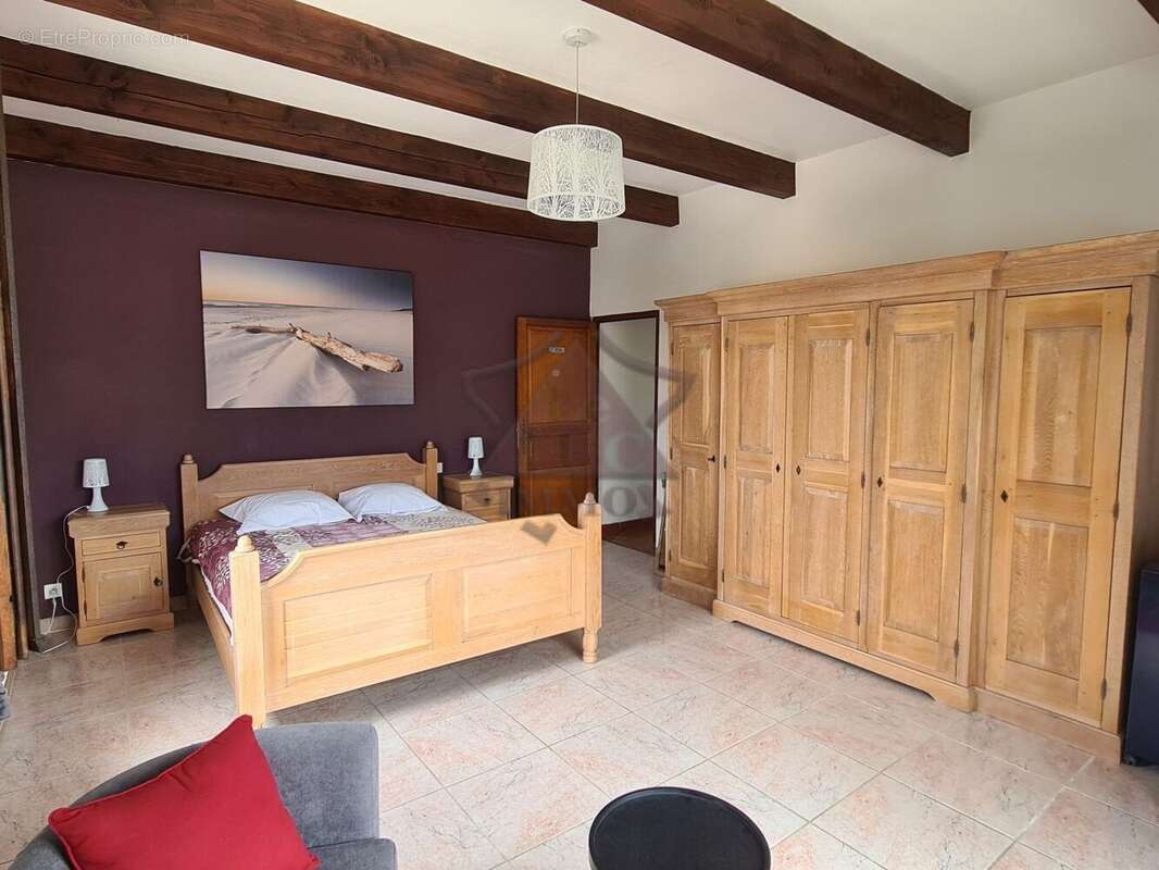 Maison à ALLEGRE-LES-FUMADES