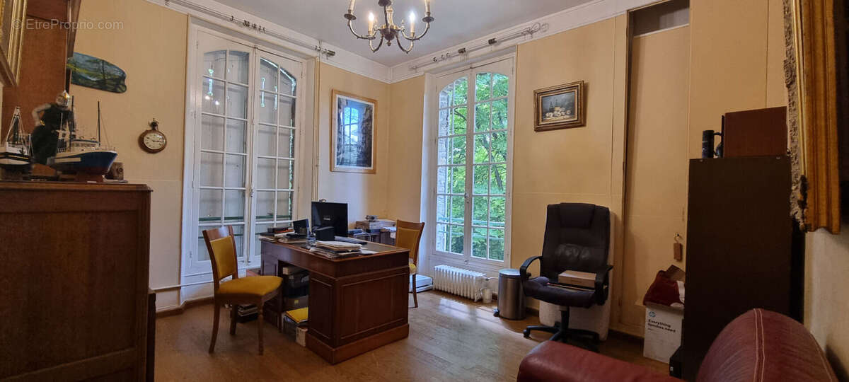 Grande propriété a vendre, proche gare (5 min)  ! - photo 6