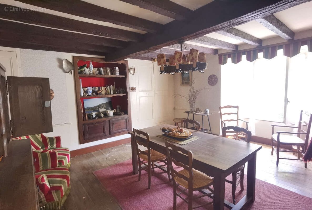 Maison à BAGNOLS-LES-BAINS