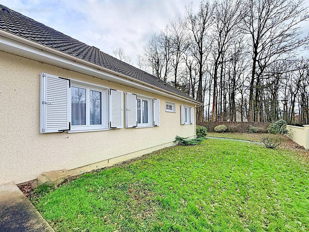 Maison à MIGNIERES