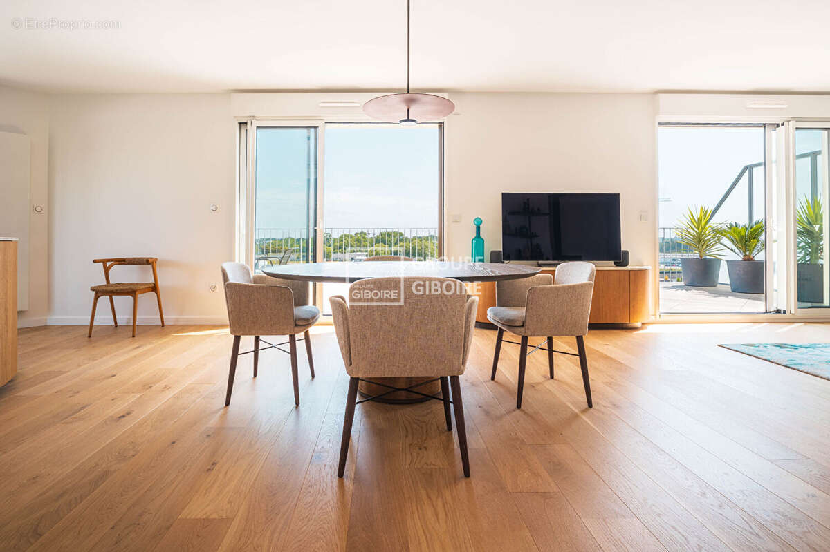 GROUPE GIBOIRE - Appartement d'exception à vendre - Lorient - Quartier du Péristyle - photo 10