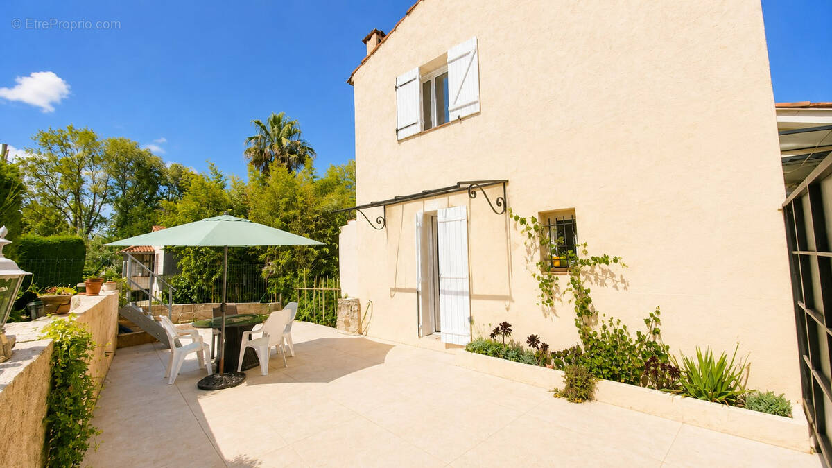 Maison à ANTIBES