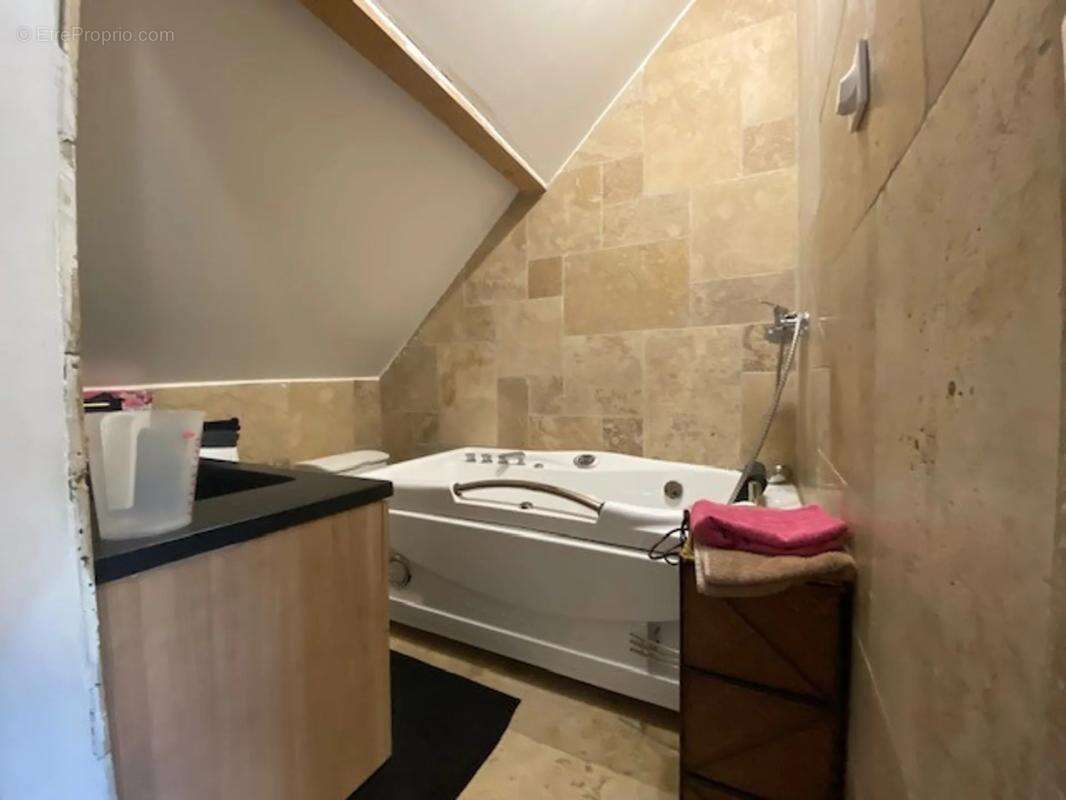 Maison à CHATEAU-CHINON(VILLE)