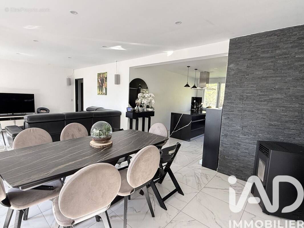 Photo 1 - Appartement à ETIOLLES