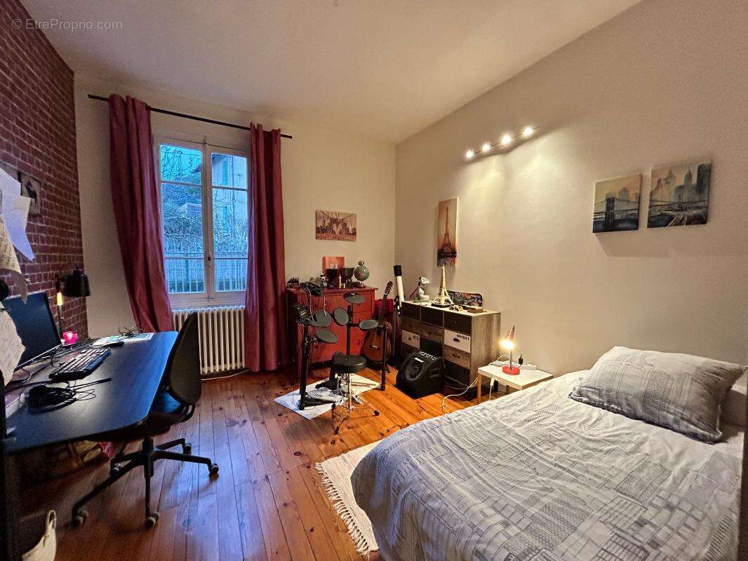 Maison à SAINT-ROMAIN-AU-MONT-D&#039;OR