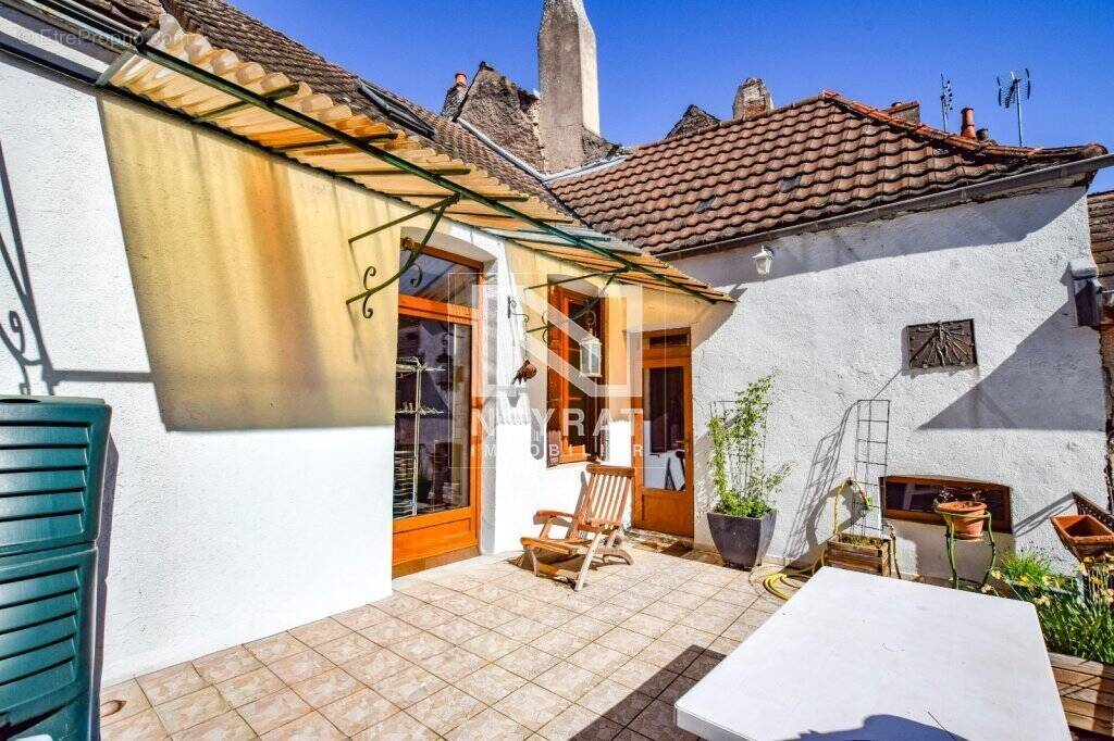 Appartement à GIVRY