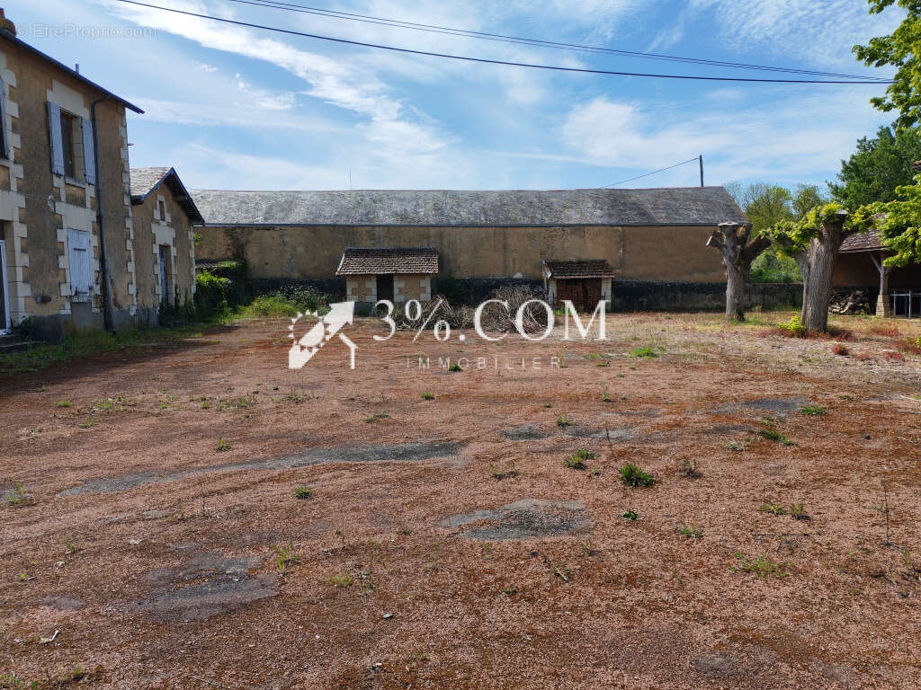 Ensemble immobilier à fort potentiel , ancienne école,  Comm - photo 10