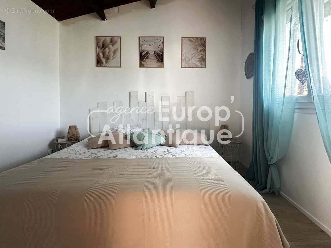 Maison à LES MATHES