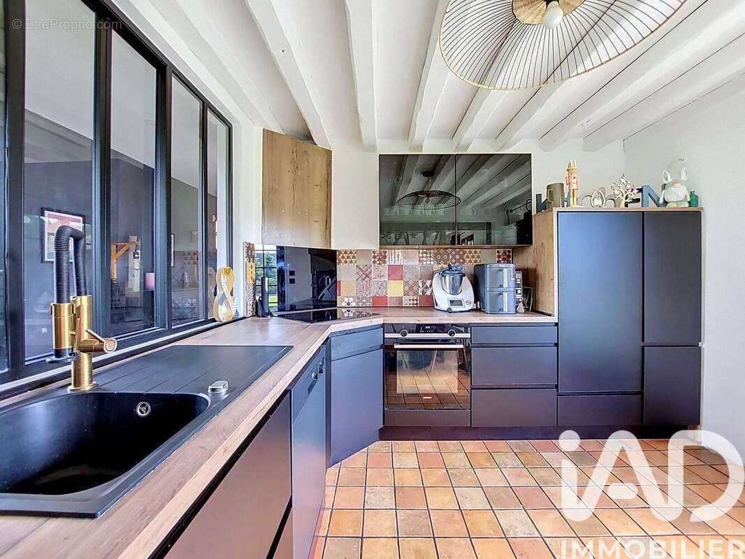 Maison 170 m² à Emanville  - photo 6